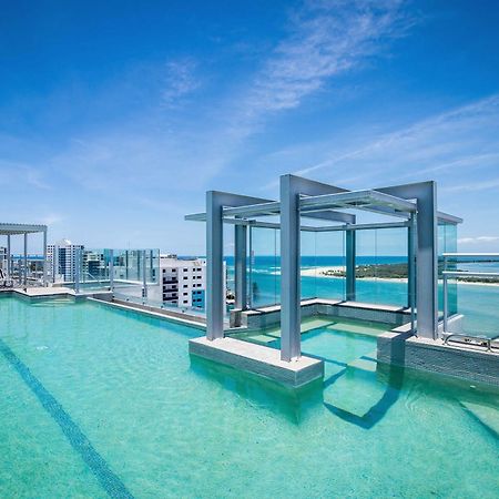 Pumicestone Blue Hotel Caloundra Bagian luar foto