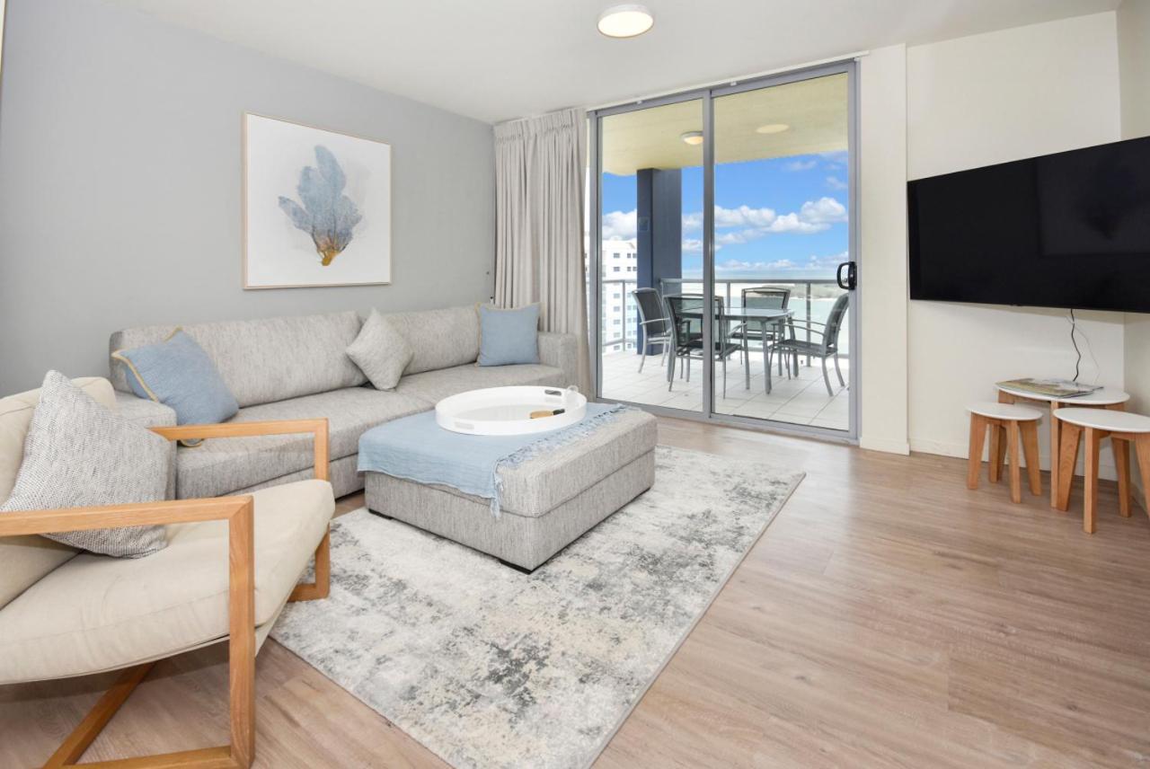 Pumicestone Blue Hotel Caloundra Bagian luar foto