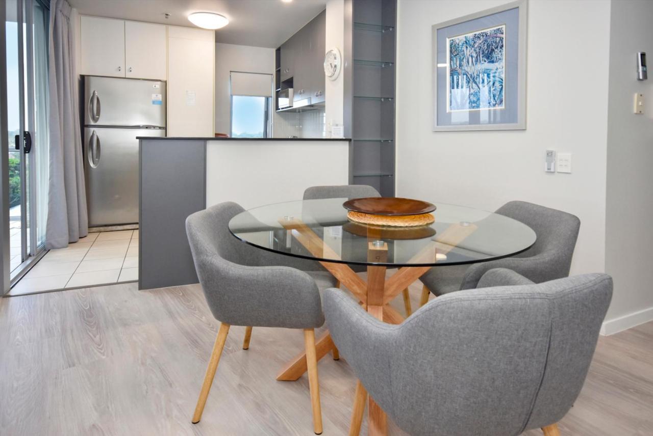 Pumicestone Blue Hotel Caloundra Bagian luar foto