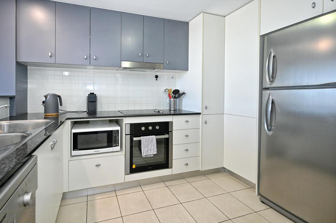 Pumicestone Blue Hotel Caloundra Bagian luar foto