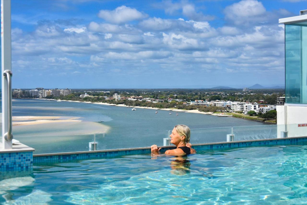 Pumicestone Blue Hotel Caloundra Bagian luar foto