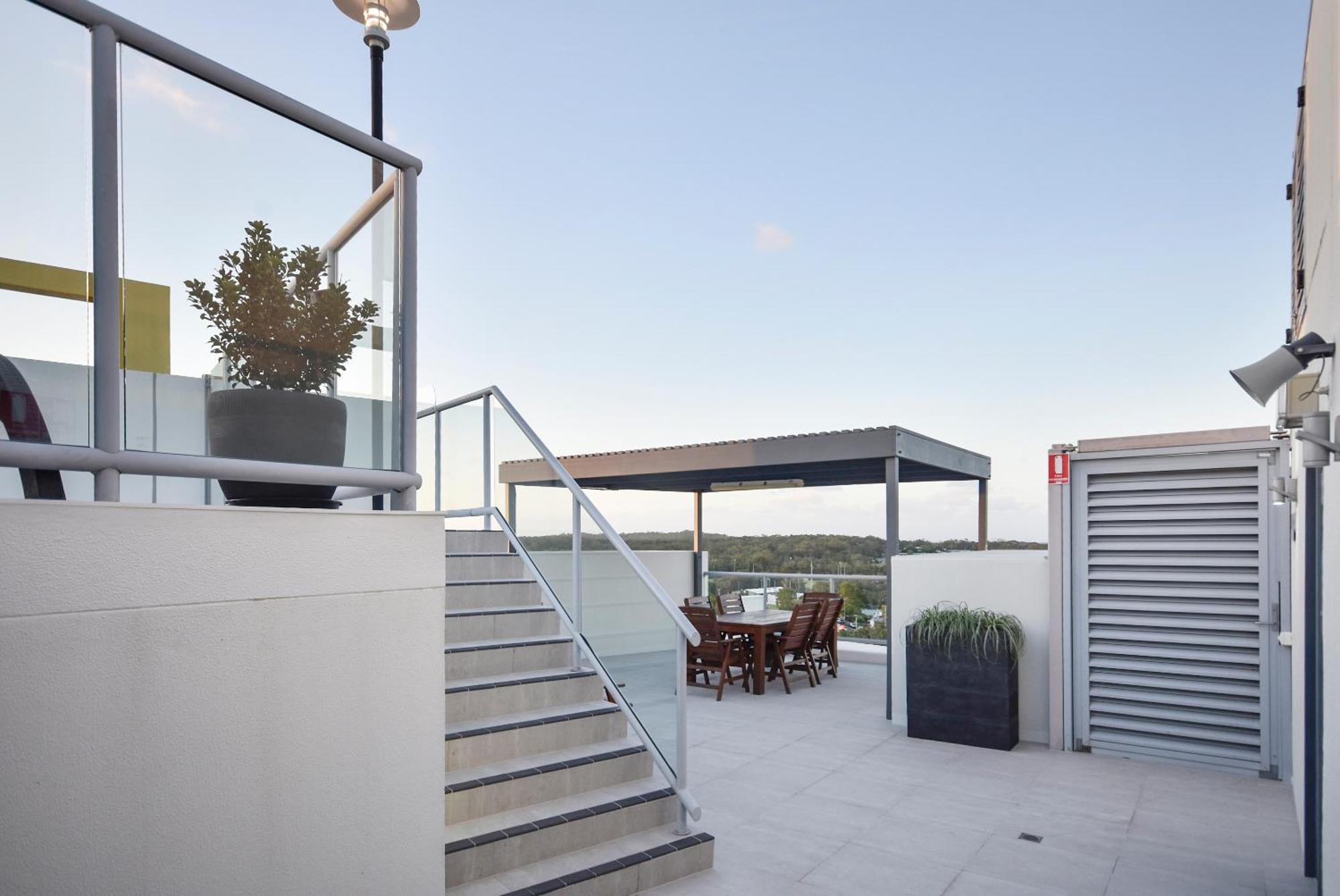 Pumicestone Blue Hotel Caloundra Bagian luar foto
