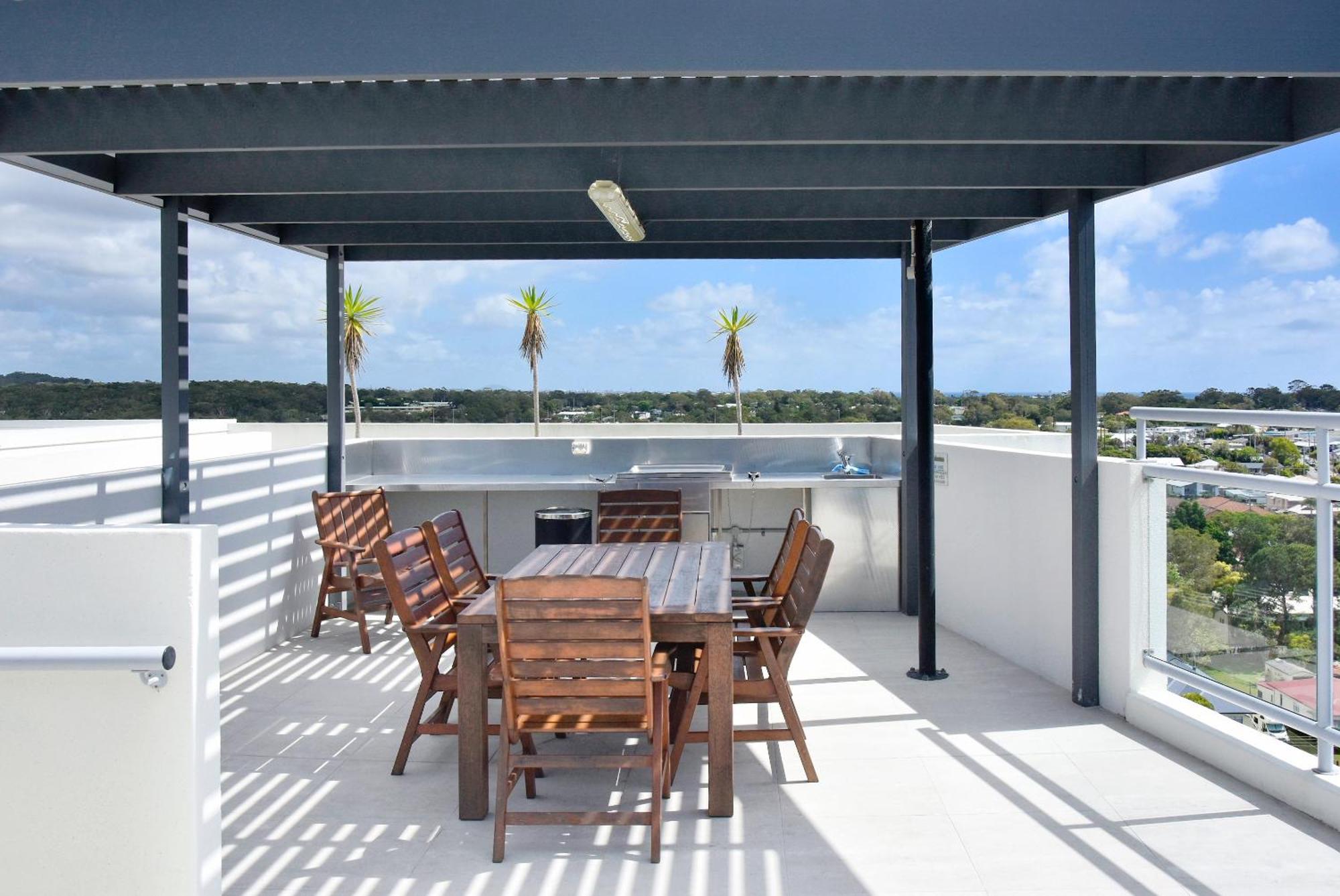 Pumicestone Blue Hotel Caloundra Bagian luar foto