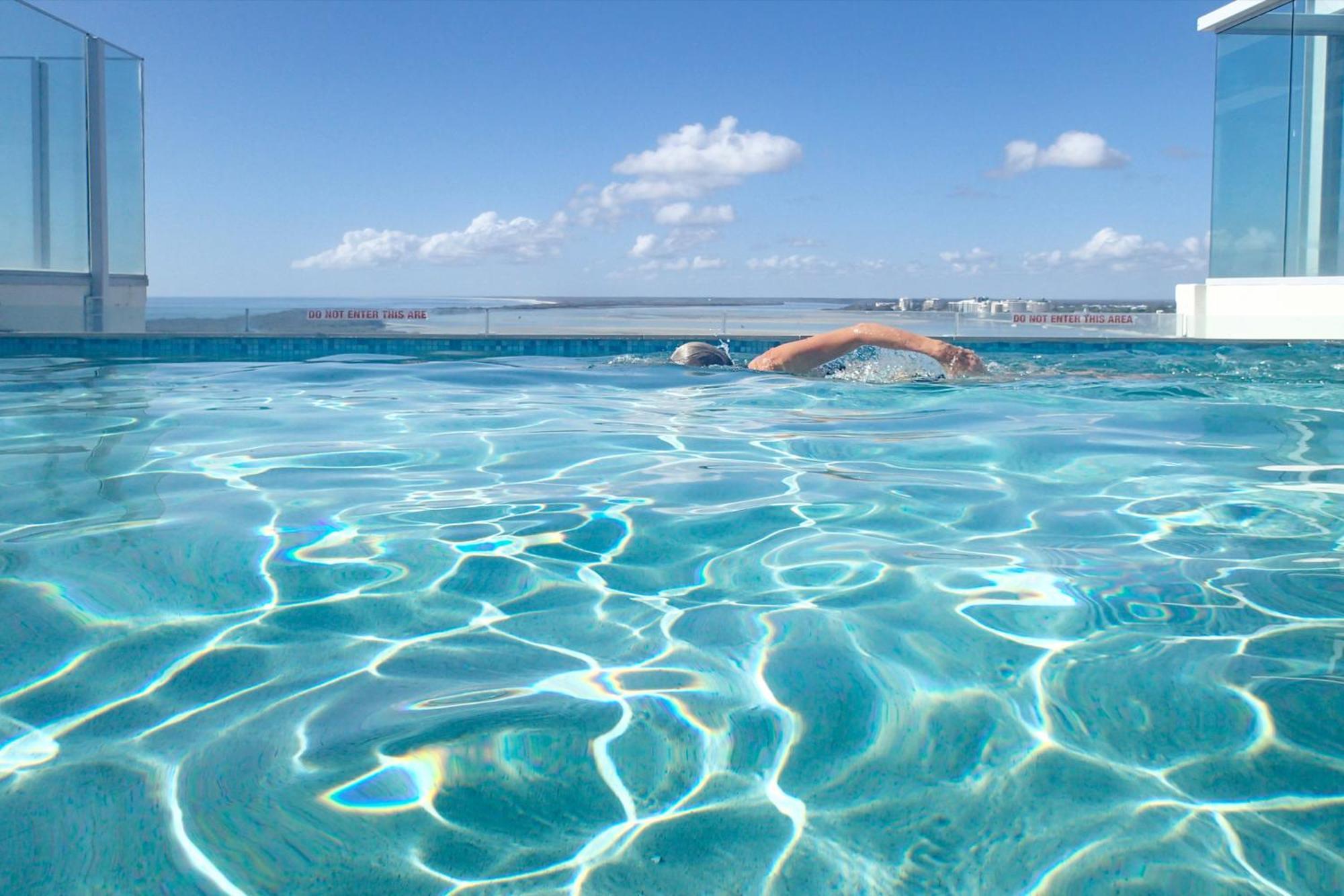Pumicestone Blue Hotel Caloundra Bagian luar foto