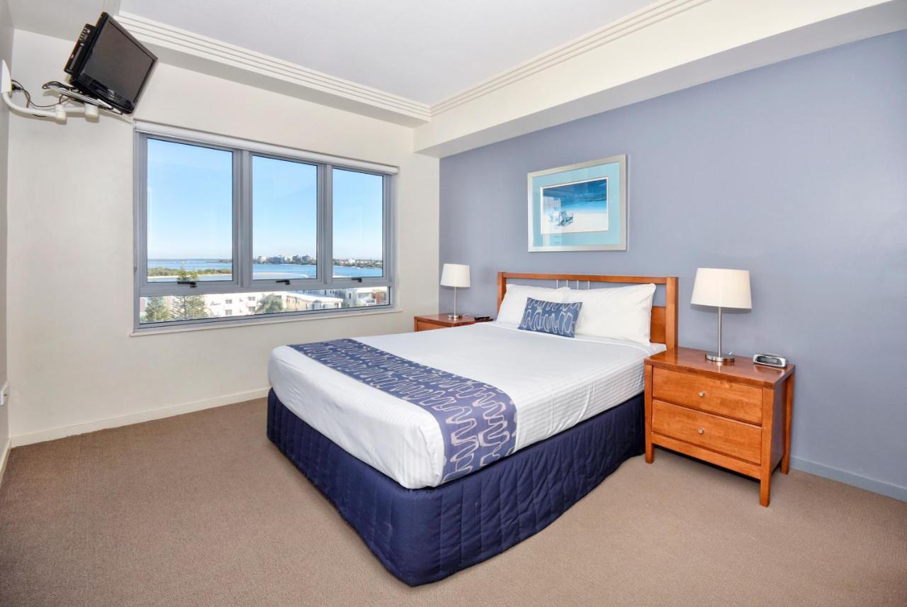Pumicestone Blue Hotel Caloundra Bagian luar foto