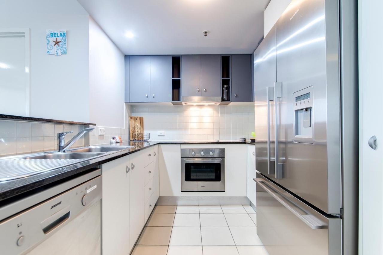 Pumicestone Blue Hotel Caloundra Bagian luar foto